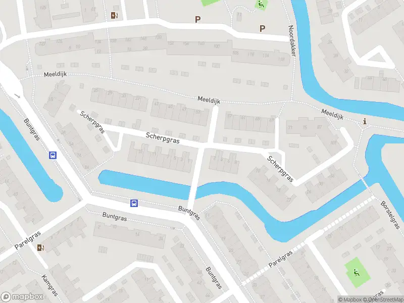 Ambulance met grote spoed naar de Scherpgras in Spijkenisse