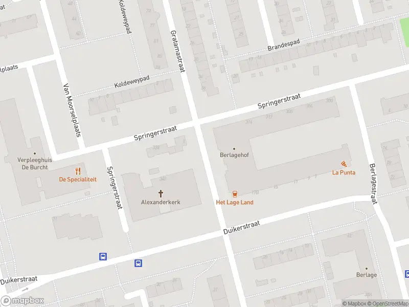 Ambulance met grote spoed naar de Hanrathstraat in Rotterdam