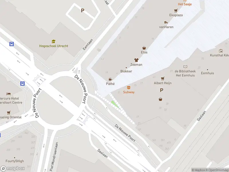 Politie naar de Eemplein in Amersfoort vanwege aanrijding met letsel