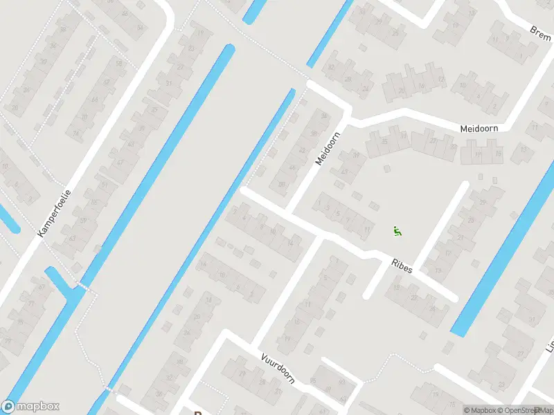 Ambulance met grote spoed naar de Ribes in Poortugaal