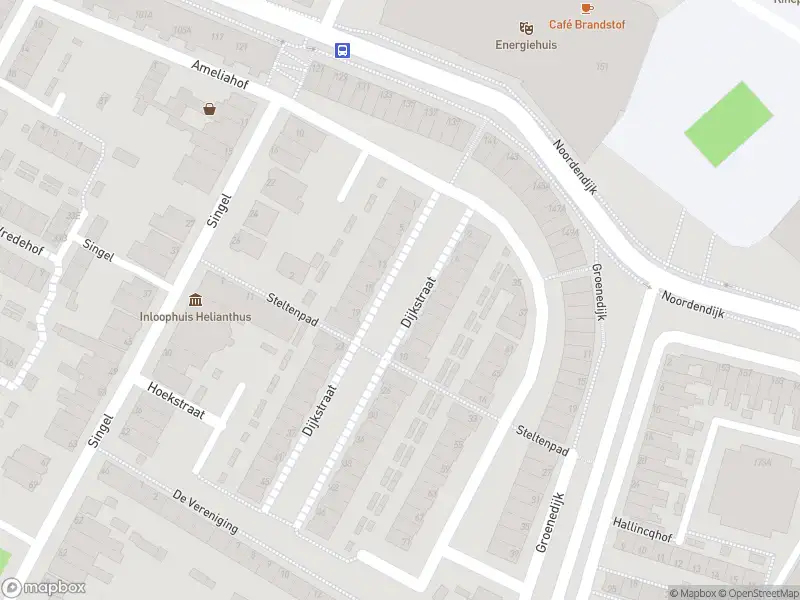 Ambulance met gepaste spoed naar de Dijkstraat in Dordrecht