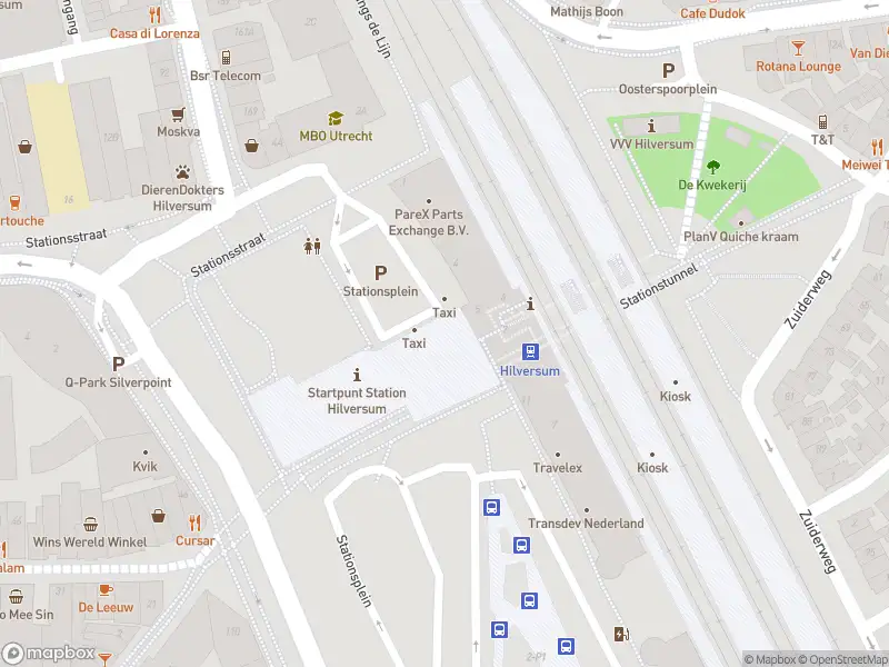 Brandweer met gepaste spoed naar de Stationsplein in Hilversum vanwege een liftopsluiting