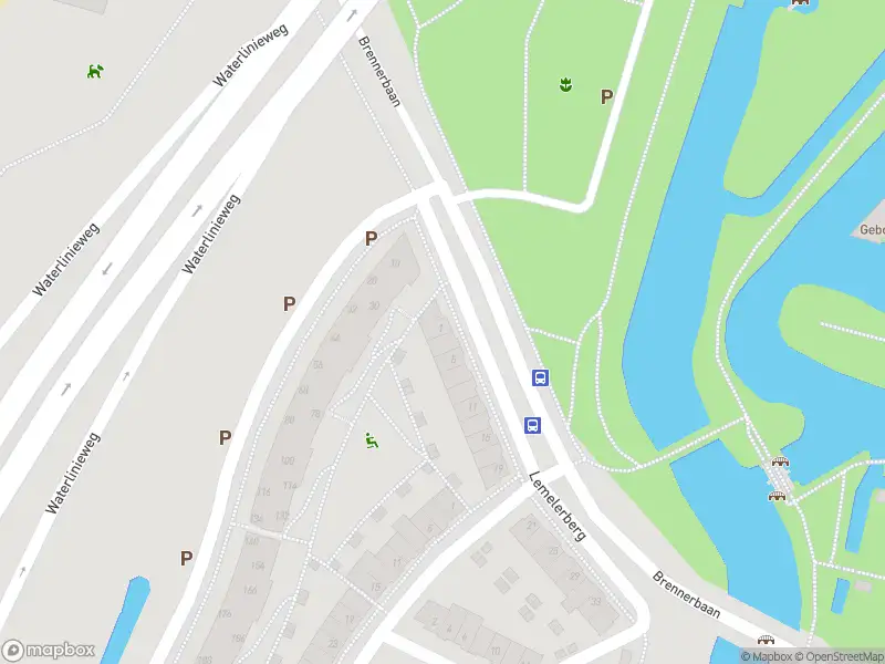 Brandweer met gepaste spoed naar de Lemelerberg in Utrecht vanwege een buitenbrand