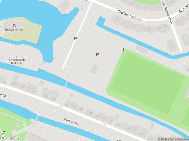 Ambulance met gepaste spoed naar de Baron de Coubertinlaan in Amsterdam