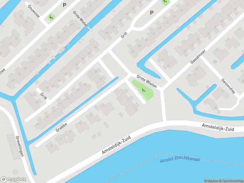 Ambulance met gepaste spoed naar de Grebbe in Uithoorn