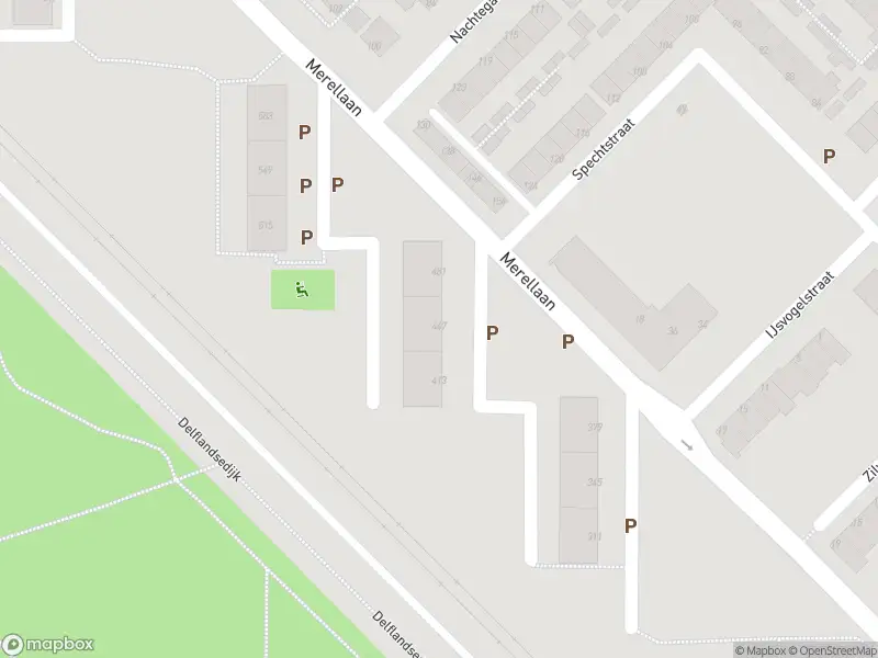 Ambulance met grote spoed naar de Merellaan in Maassluis