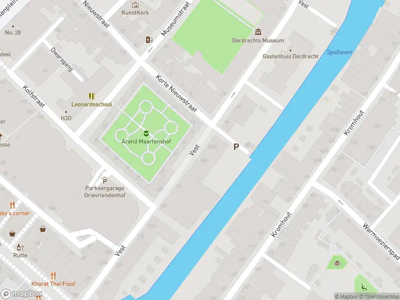 Ambulance met gepaste spoed naar de Vest in Dordrecht