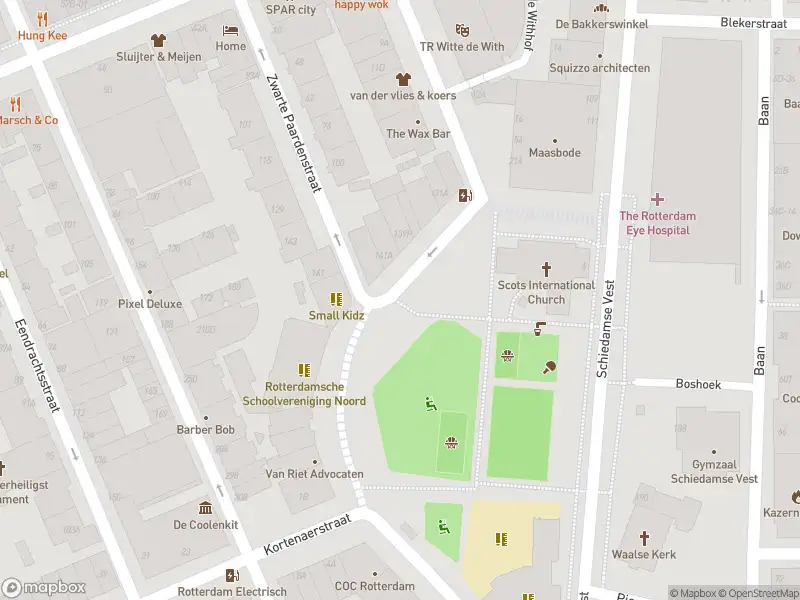 Ambulance met grote spoed naar de Coolsingel in Rotterdam