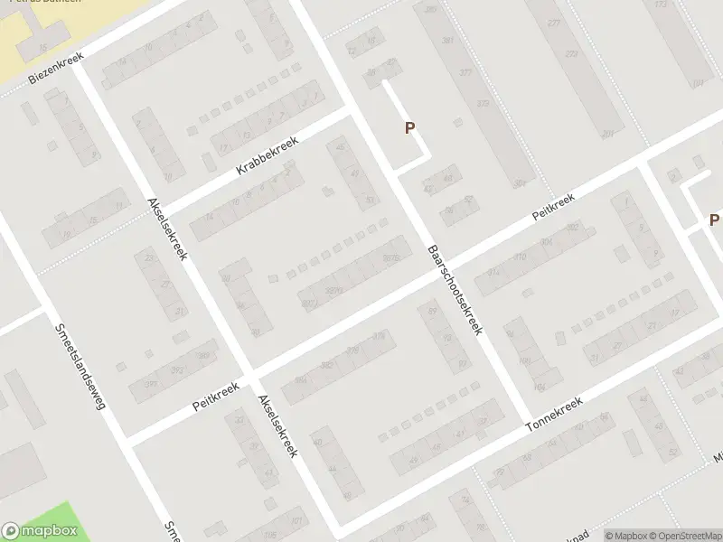 Ambulance met grote spoed naar de Peitkreek in Rotterdam