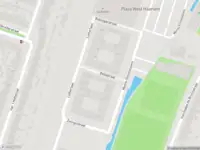 Ambulance met grote spoed naar de Lutherlaan in Haarlem