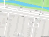 Ambulance met grote spoed naar de Oldegaarde in Rotterdam