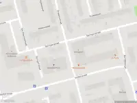 Ambulance met grote spoed naar de Hanrathstraat in Rotterdam