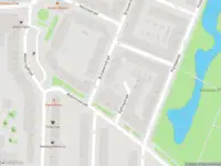 Ambulance met gepaste spoed naar de Brouwersstraat in Rotterdam