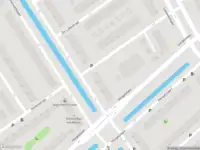 Ambulance met grote spoed naar de Lonnekerstraat in 's-Gravenhage