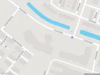 Ambulance met grote spoed naar de Kruisnetlaan in Hoogvliet Rotterdam