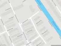 Ambulance met grote spoed naar de Hoogmadestraat in Rotterdam