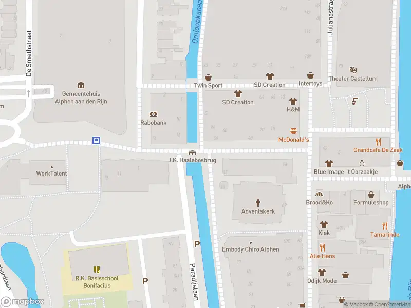 Ambulance met grote spoed naar de Castellumstraat in Alphen aan den Rijn