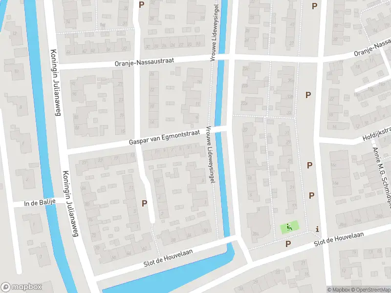 Ambulance met grote spoed naar de Gaspar van Egmontstraat in Maasland