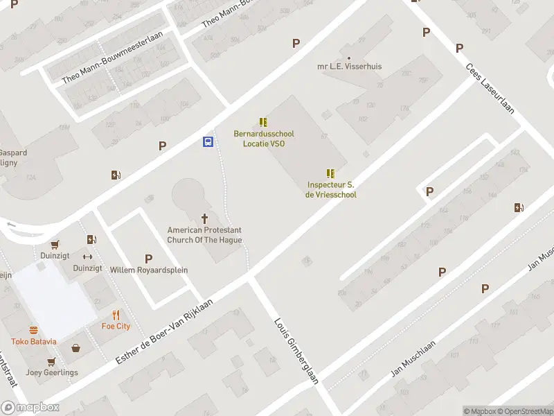 Brandweer met gepaste spoed naar de Esther de Boer-Van Rijklaan in 's-Gravenhage vanwege een liftopsluiting