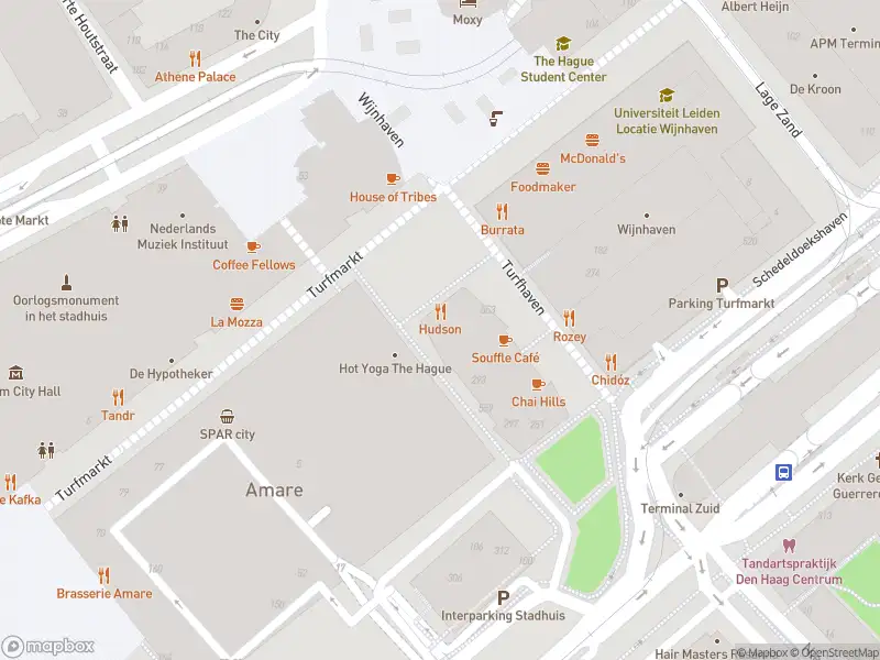 Ambulance met grote spoed naar de Lage Zand in 's-Gravenhage