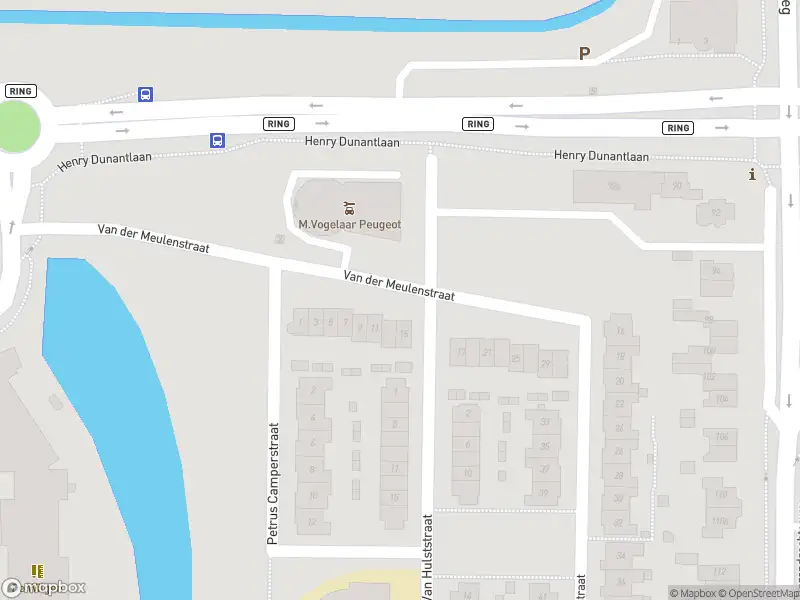 Ambulance met gepaste spoed naar de Van der Meulenstraat in Barendrecht