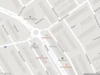 Ambulance met grote spoed naar de Cronesteinstraat in Rotterdam