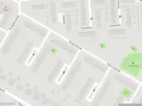 Ambulance met gepaste spoed naar de Petrarcastraat in Rotterdam