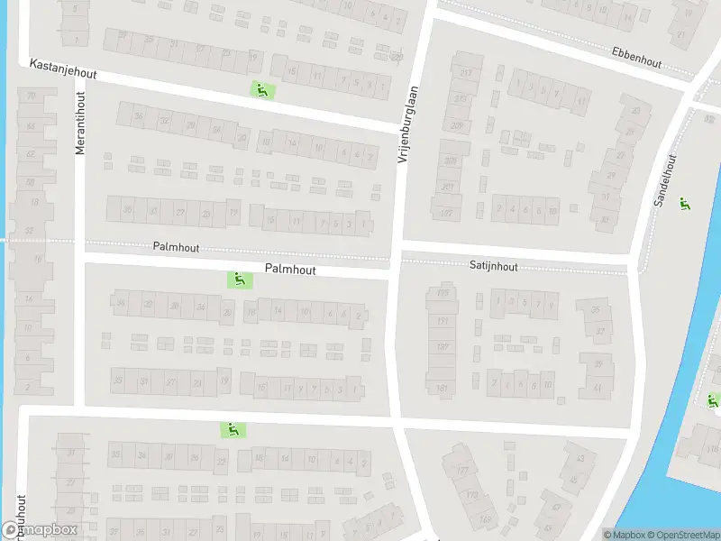 Ambulance met grote spoed naar de Palmhout in Barendrecht