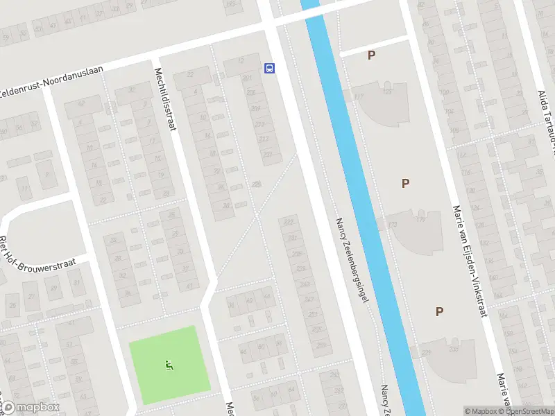 112 melding Ambulance met grote spoed naar de Nancy Zeelenbergsingel in Rotterdam