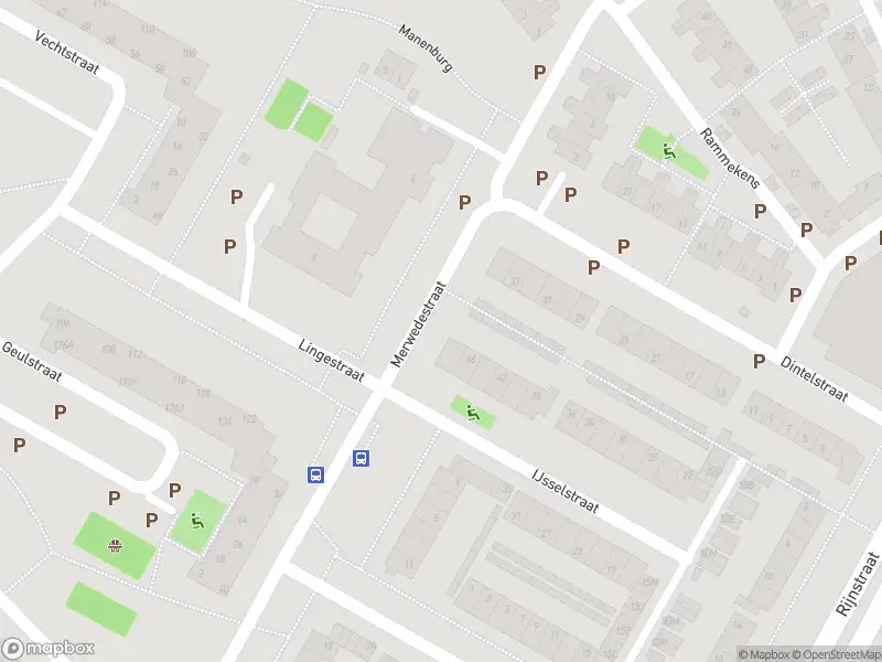 Ambulance met grote spoed naar de Merwedestraat in Alkmaar