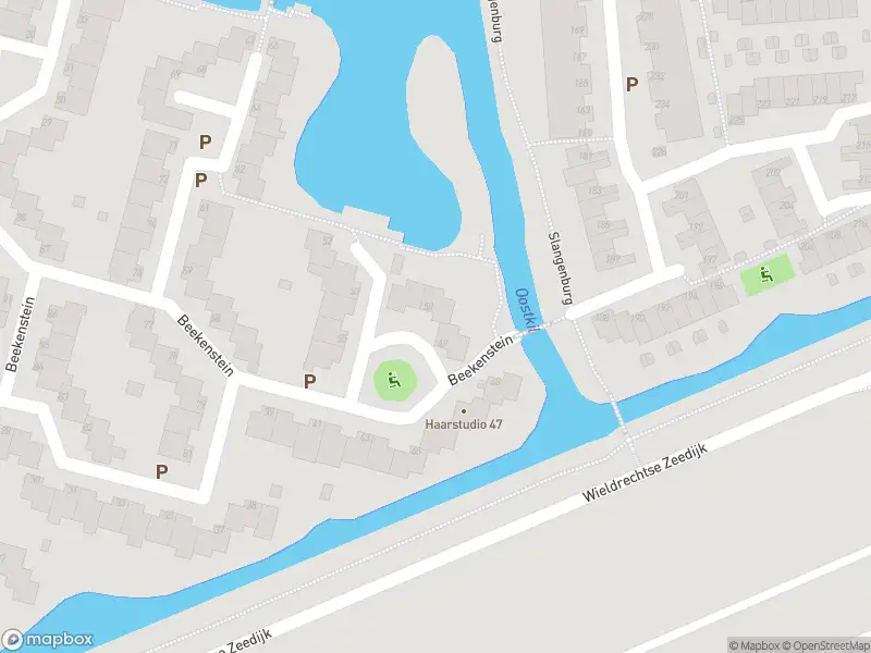 Ambulance met grote spoed naar de Beekenstein in Dordrecht