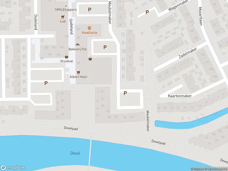 Ambulance met gepaste spoed naar de Meubelmaker in Zwijndrecht