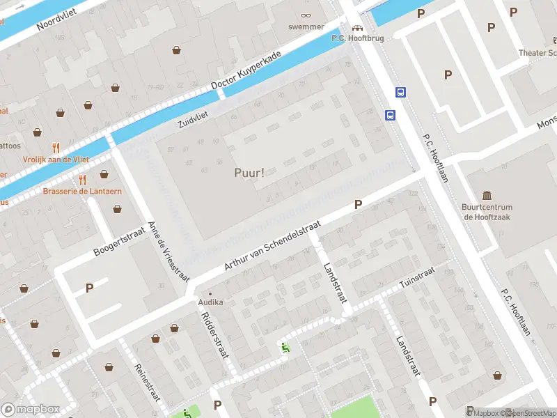 Ambulance met gepaste spoed naar de Arthur van Schendelstraat in Maassluis