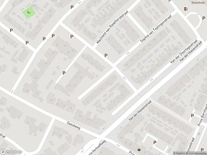 Ambulance met grote spoed naar de Sophia van Teylingenstraat in Naaldwijk