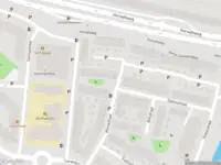 Ambulance met grote spoed naar de Daltonstraat in Schiedam