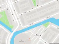 Ambulance met grote spoed naar de Kreekrug in Delfgauw