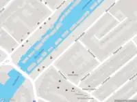 Ambulance met grote spoed naar de Willemskade in Schiedam