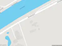 Ambulance met grote spoed naar de Eemskanaal Zz in Overschild vanwege voertuigbrand