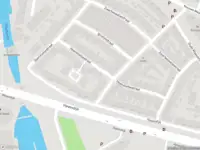 Ambulance met grote spoed naar de Heenvlietsestraat in Schiedam