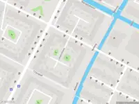 Brandweer met grote spoed naar de Saarland in Purmerend vanwege gebouwbrand