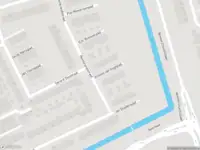 Ambulance met grote spoed naar de Vincent van Goghpad in Spijkenisse