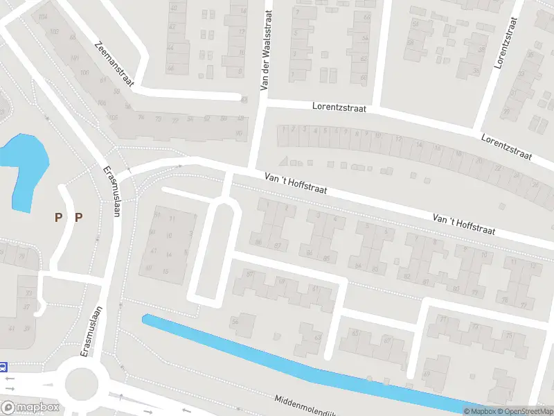 Ambulance met gepaste spoed naar de Van 't Hoffstraat in Ridderkerk