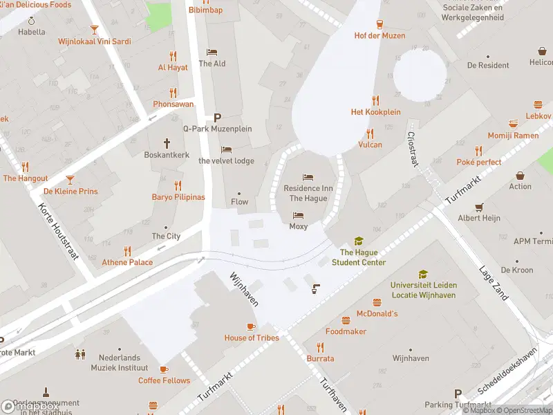 Ambulance met grote spoed naar de Wijnhaven in 's-Gravenhage