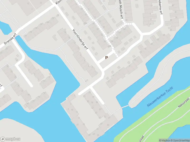 Ambulance met gepaste spoed naar de Vuurvlindertje erf in Capelle aan den IJssel