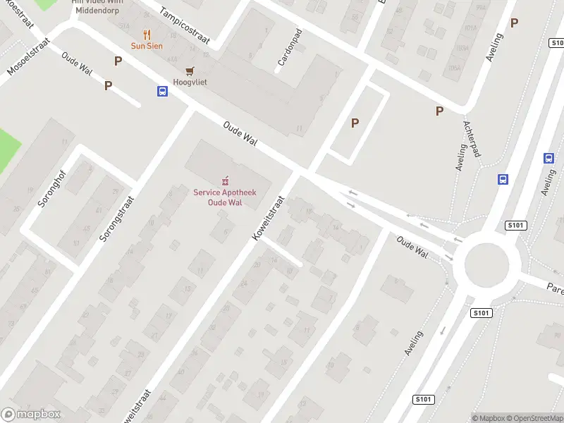 Ambulance met grote spoed naar de Oude Wal in Hoogvliet Rotterdam