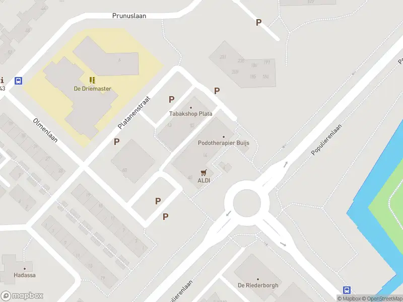 Ambulance met grote spoed naar de Olmenlaan in Ridderkerk