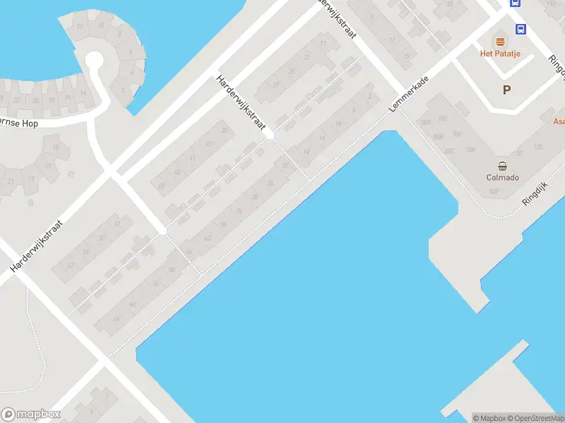 Brandweer met grote spoed naar de Harderwijkstraat in Lelystad vanwege waarnemen gaslucht