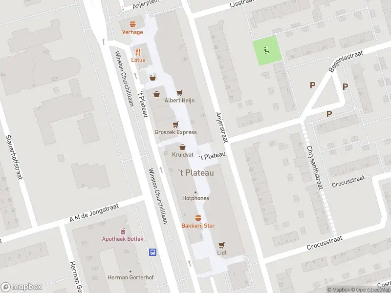 Ambulance met grote spoed naar de 't Plateau in Spijkenisse