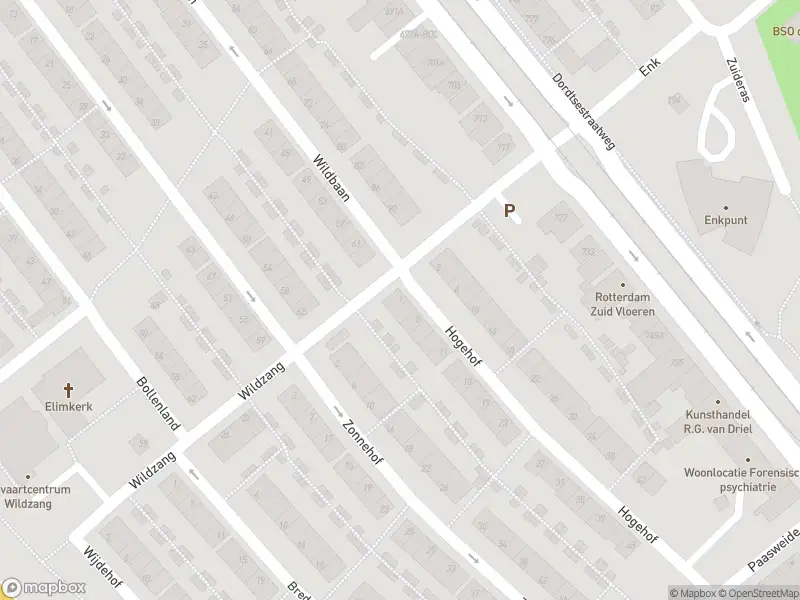 Ambulance met grote spoed naar de Hogehof in Rotterdam