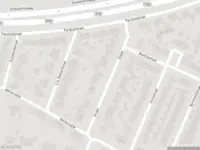 Ambulance met grote spoed naar de Singel in Rhoon